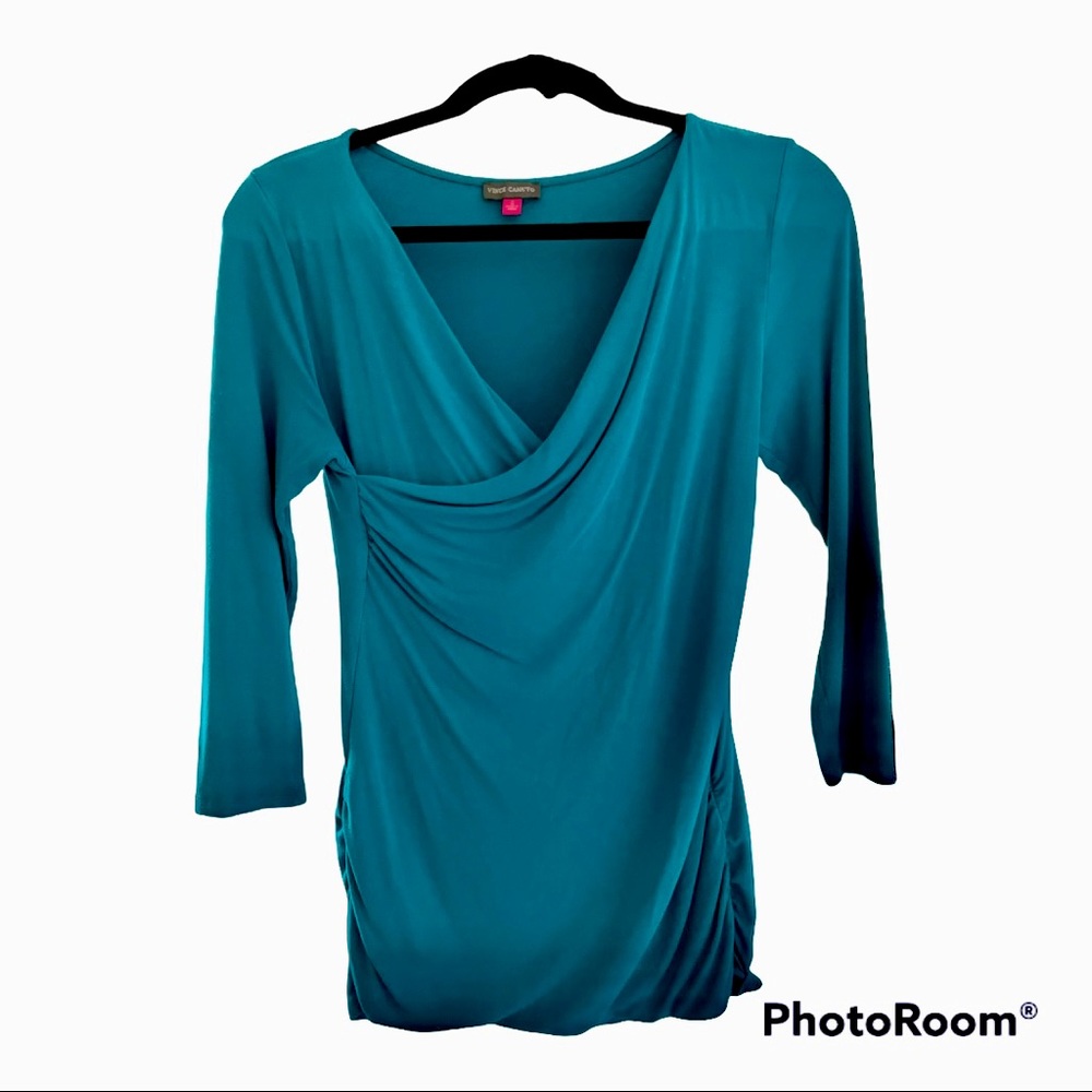 Vince Camuto long sleeve turquoise top. Size S, no stains, snags or tears